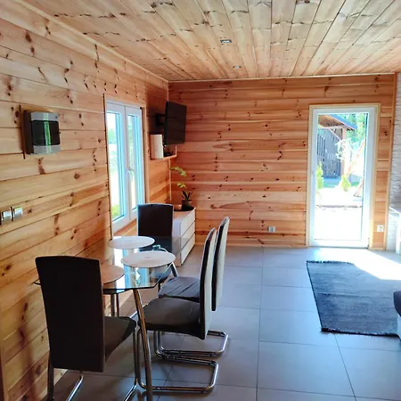 Holiday home Malinowka